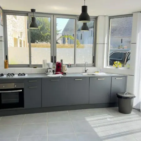 Overlord Cosy House In