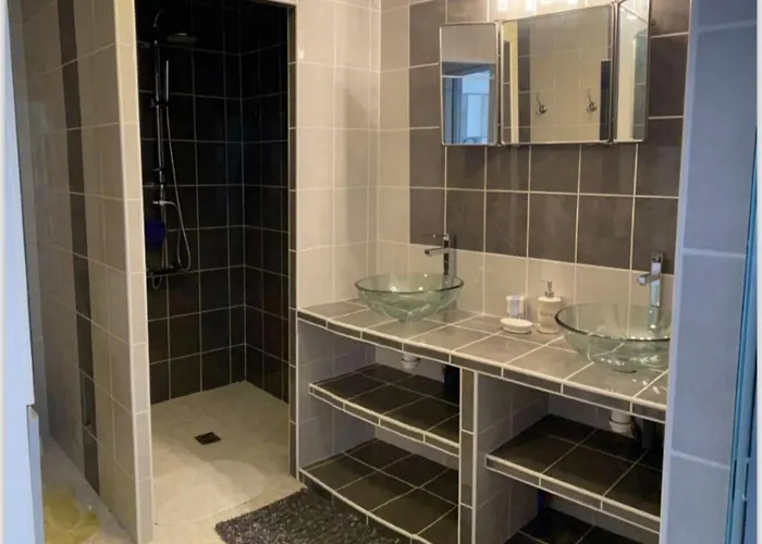 Dom wakacyjny Overlord Cosy House In Formigny